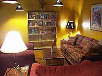 Coyote's Coffee Den - Ca&ntilde;on City